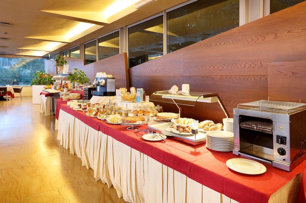 Eurostars Monte Tauro 4*